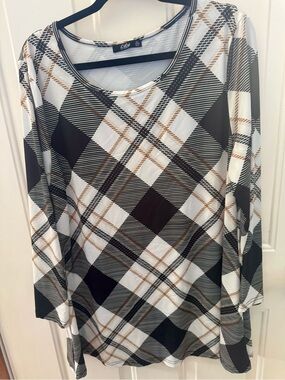 Lily Black White and Tan Plaid Long-Sleeve Scoop Neck Tunic